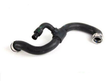 Mercedes-Benz Radiator Lower Hose – A2045010482 – W204 C-Class & GLK X204 (2008–2014)