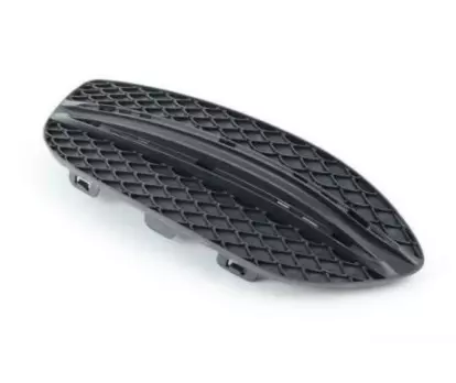 Mercedes-Benz AMG Front Bumper Fog Lamp Cover with Chrome – A2058851123 – W205 C-Class Pre-Facelift AMG Line (2014–2018)