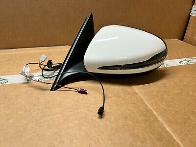 Mercedes-Benz Side Mirror with Blind Spot & Camera – A2058103516 – W205 C-Class (2014–2018, Pre-Facelift) Left Side