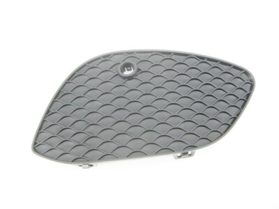 Mercedes-Benz Front Fog Lamp Cover (Outer Grille) – A2538850222 – GLC-Class (X253) Pre-Facelift (2016–2019)